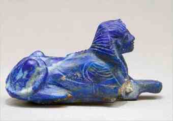 A small lapis lazuli sphinx bracelet inlay, long in the collection of the Metropolitan Museum of Art, is returning to Egypt next year.