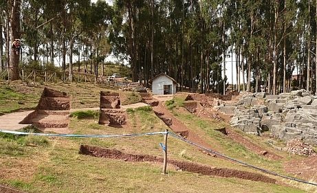 [Sacsayhuaman[5].jpg]