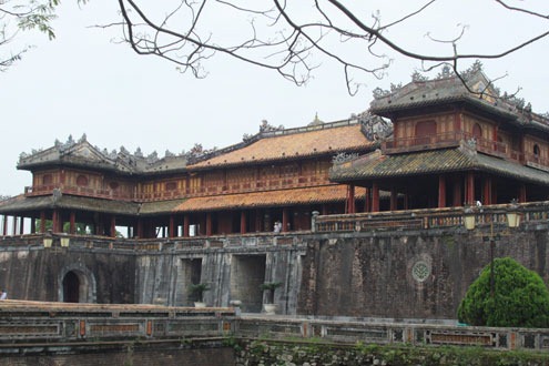 [20101208180940_covatcungdinhhue[5].jpg]