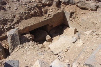 [Syria_Temple5.jpg]