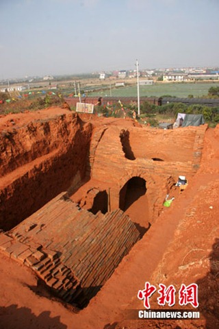 [P2010122716365215757313685.jpg]