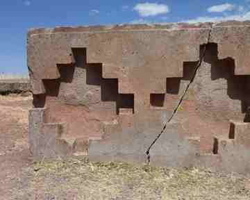 Tiwanaku - Examples of the stonework