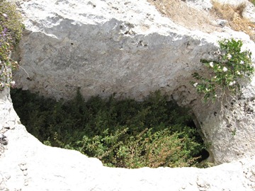 Rock-cut tomb at Ghajn Klieb [Photo: Ramblers Association of Malta]