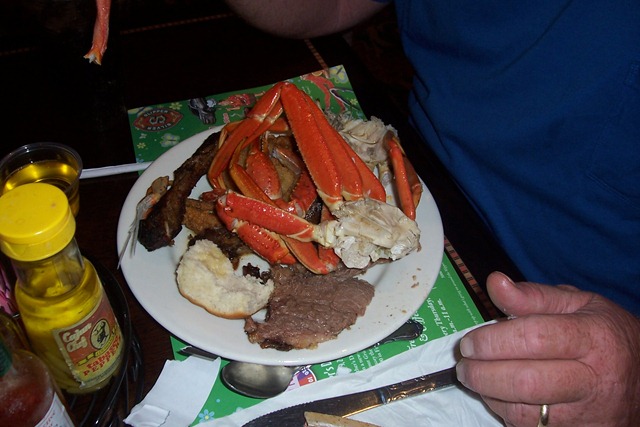 [2010 Crab dinner 002[2].jpg]
