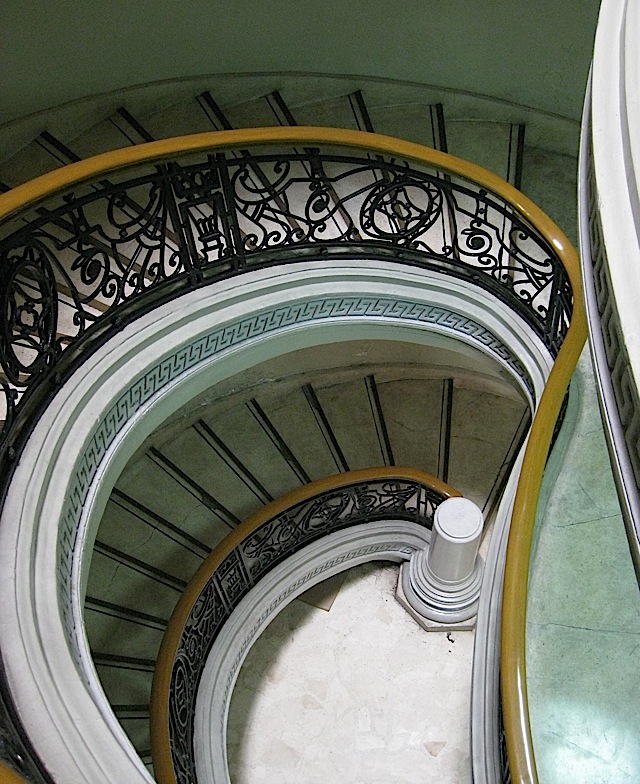 spiral staircase at the Philippine National Gallery of Art