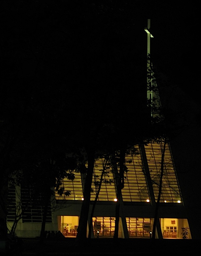 the Ateneo Church of the Gesù at night
