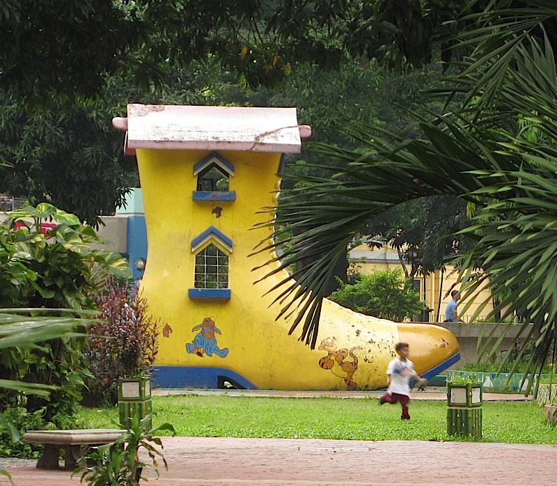 shoe playhouse in the Rizal Park's children's playground
