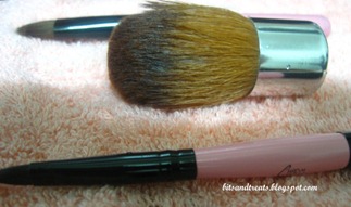 ellana kabuki brush after washing, by bitsandtreats