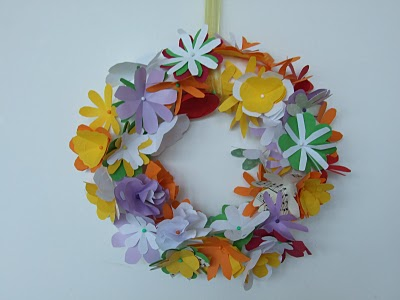 [easter wreath[3].png]