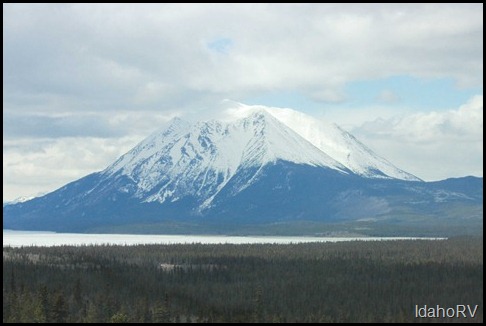 Driving-to-Atlin-2