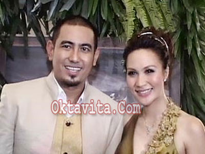 Foto Resepsi Pernikahan Rio Febrian & Sabria Kono 