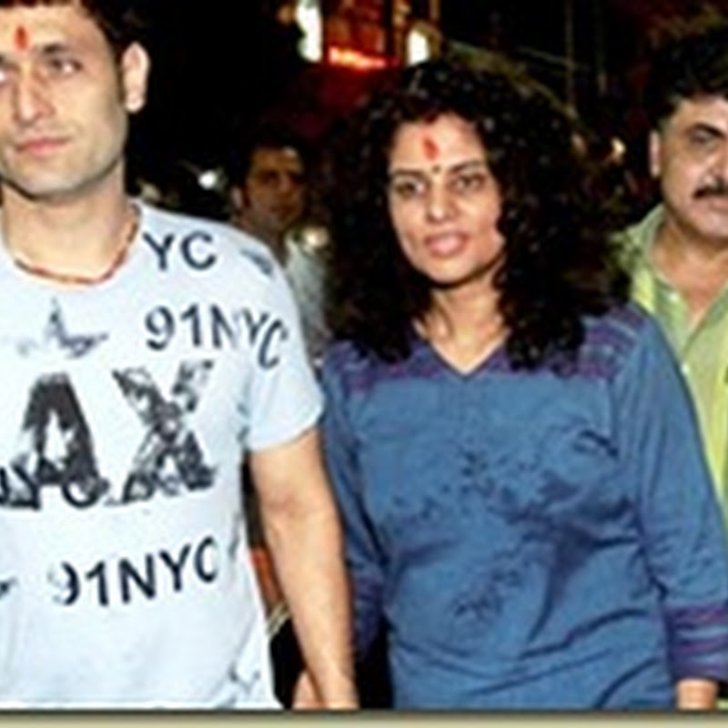 Shiney Ahuja offer prayers at temple