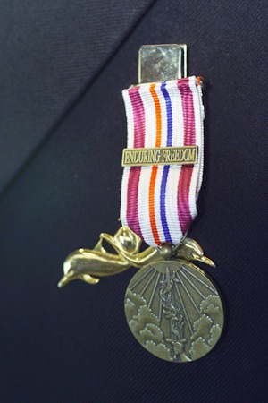 [medal_enduring_freedom_den_helder_26_feb_2003[7].jpg]