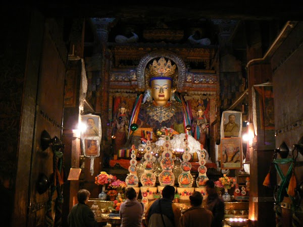 Obiective turistice Tibet: Buddha Sakyamuni Gyantse