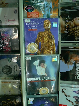 Imagini Malaezia: Michael Jackson la Bucuresti