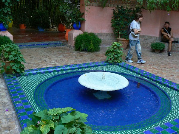 Obiective turistice Maroc: fantana Majorelle, Marrakech