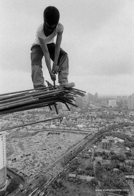 construction-workers20.jpg