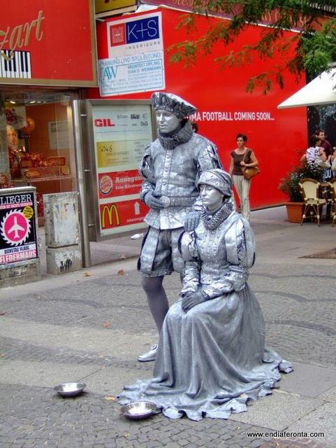 living-statues-around-the-world17.jpg