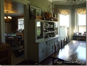 dining room and concert 003