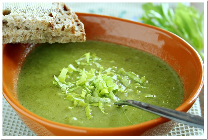 zupa z selera naciowego i zielonej papryki