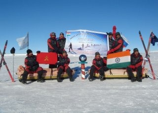 Indian Army Wallpaper [South Pole expedition]