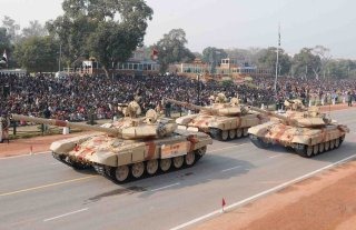 20110305-Indian-Army-Main-Battle-Tank-T-90-Wallpaper-08-TN