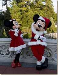 Mickey Minnie Santa