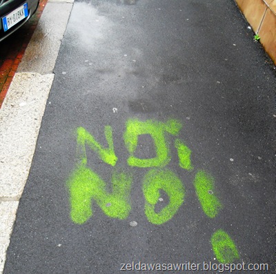 <Noi no!> o <No! No!>?