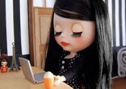 cami che scrive