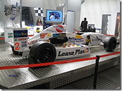 coche de Fórmula Nissan de Fernando Alonso 1999