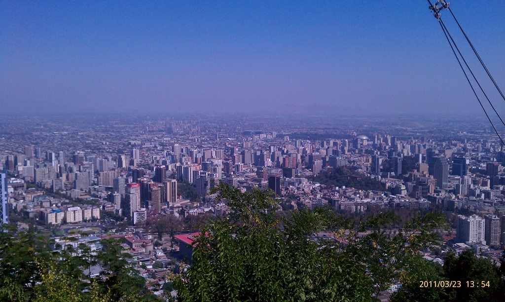 [view-from-Cerro-San-Cristobal-Santia.jpg]