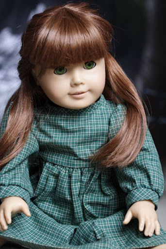 hair color with green eyes. Lovely hair color/texture,