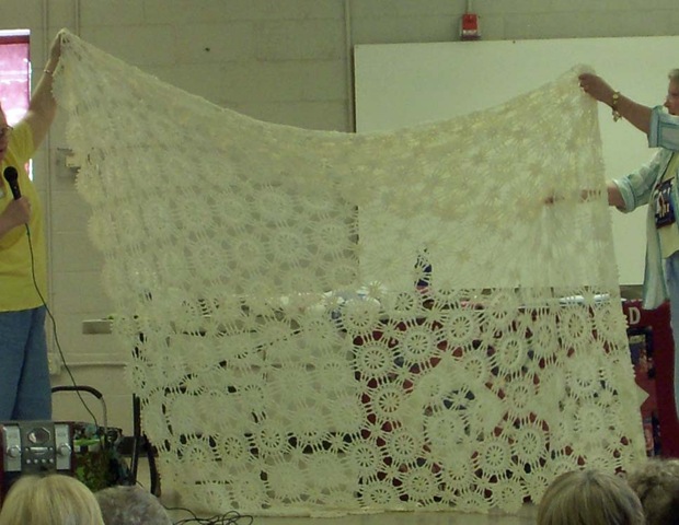 [Crocheted Bed Spread[2].jpg]