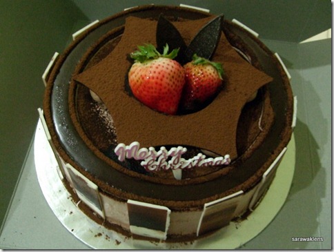 chocolate_cream_cake
