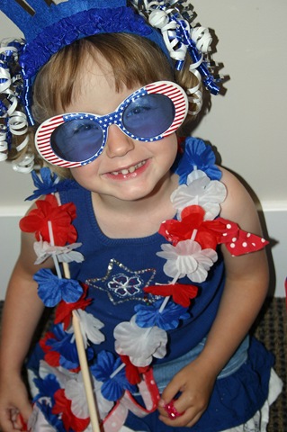 [4th of july lucy[2].jpg]