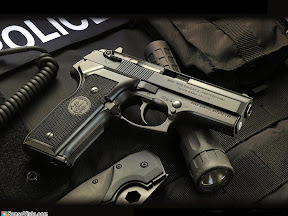 4137_Arms_police1024_768.jpg