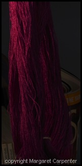 Red violet weft yarn
