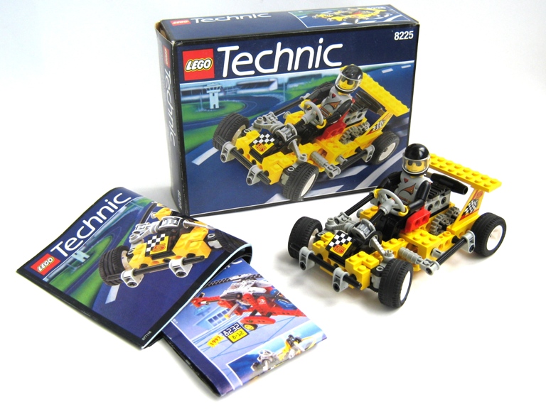 Bricker - Construction Toy by LEGO 8225 Road Rally V / Super Kart