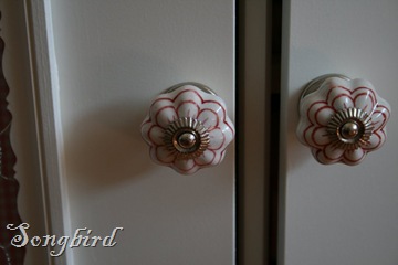 Cupboard makeover knobs