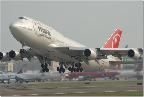 747-400-nwa-goes-to-osaka