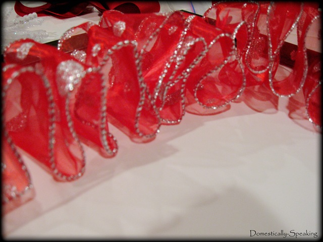 [wreath loops[3].jpg]