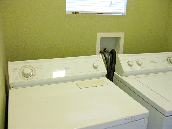 [laundry shelf before 1[3].jpg]