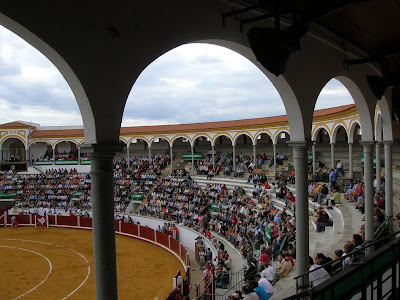 La plaza de toros de Pozoblanco, durante un festejo taurino de la feria de Septiembre. Foto: Pozoblanco News, las noticias y la actualidad de Pozoblanco (Córdoda)* www.pozoblanconews.blogspot.com