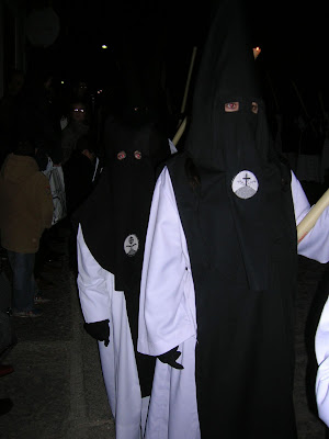 Nazarenos de La Soledad, de Pozoblanco. Foto: Pozoblanco News, las noticias y la actualidad de Pozoblanco * www.pozoblanconews.blogspot.com