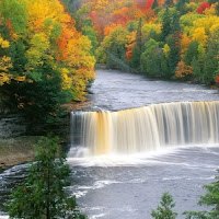 400_1185480901_tahquamenonfallsmichigan.jpg