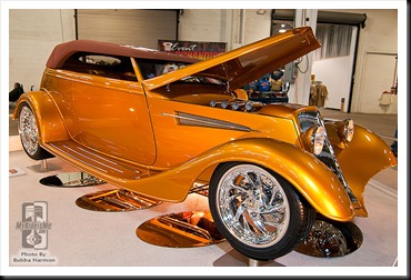 Tammy_Ray_1933_Ford_Phaeton_Gold_Digger