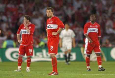 (left-right) Fabio Rochemback, Mark Viduka and Yakubu after better to Sevilla in 2006
