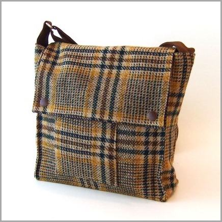 Outfits Anonymous: thursday etsy find – wooly plaid pendleton satchels
