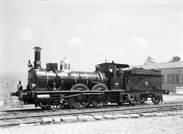 [Locomotiva a Vapor nº 9 (Beyer & Peacock 1875)[7].jpg]