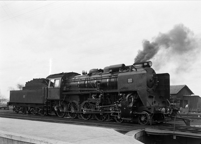 [Locomotiva a Vapor nº 801 (Henschel & Sohn, em 1930)[7].jpg]